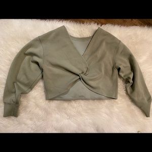 Lululemon light green long sleeve crop